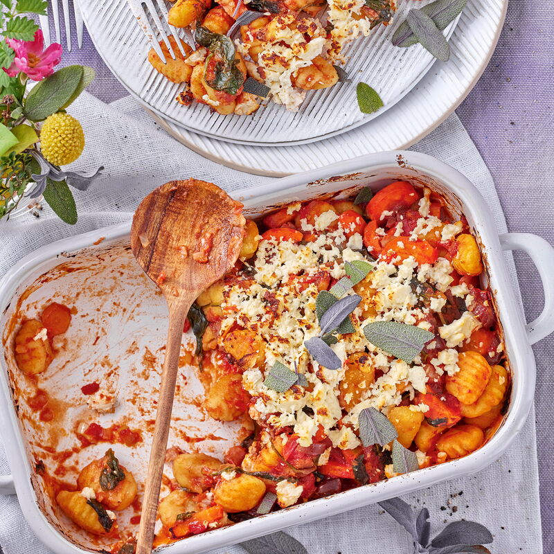 2 22 Orientalischer Gnocchi Spinat Auflauf Mit Fetakruste 1600x1600px C831da11