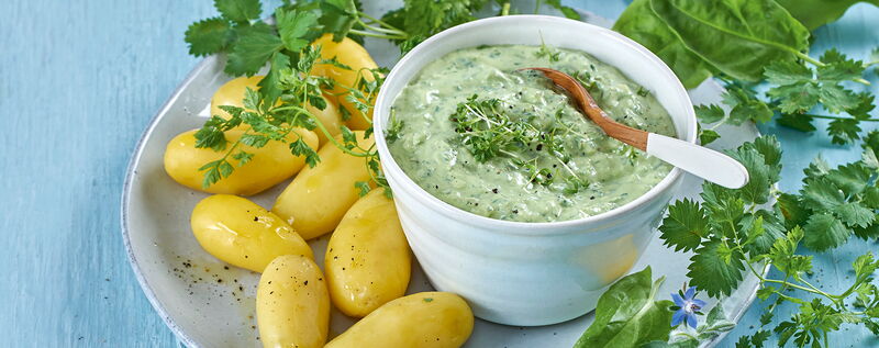 2 20 Vegane Frankfurter Gruene Sosse Mit Pellkartoffeln 1920x760px 312cf3a1