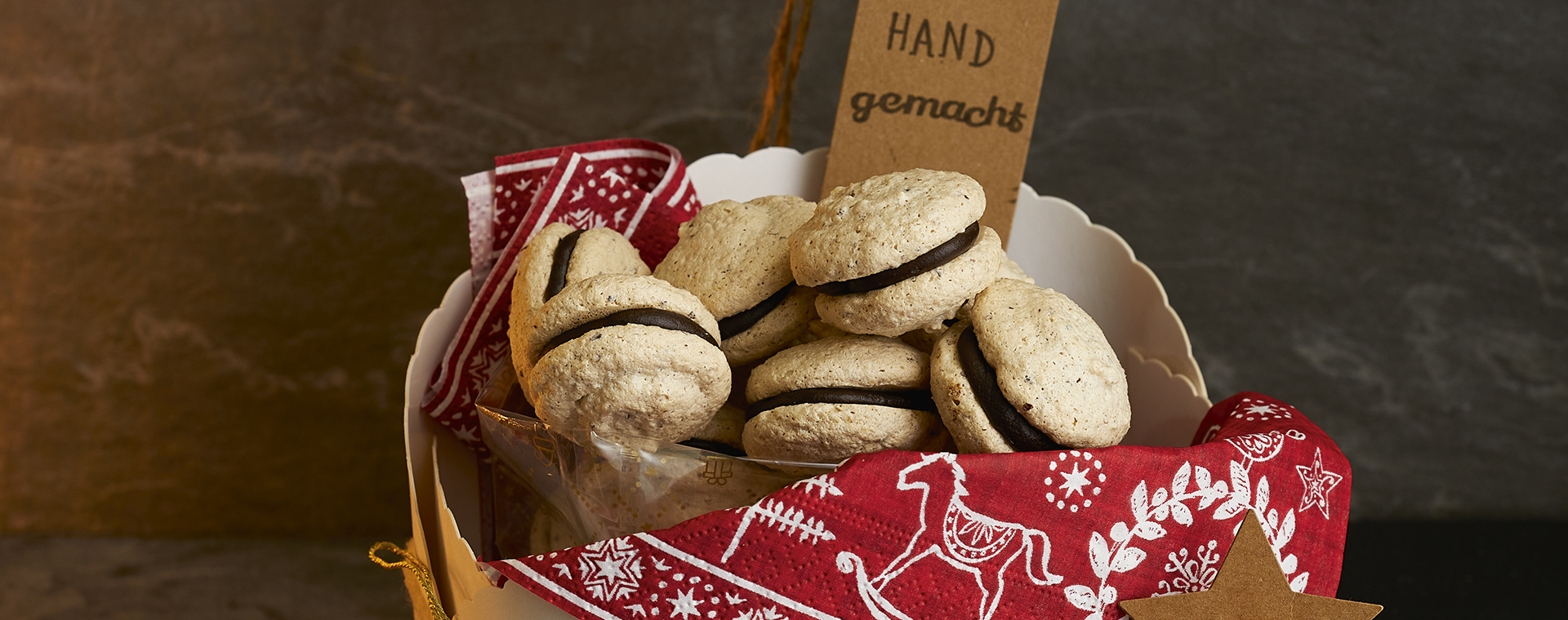 6 20 Haselnuss Makronen 1920x760px