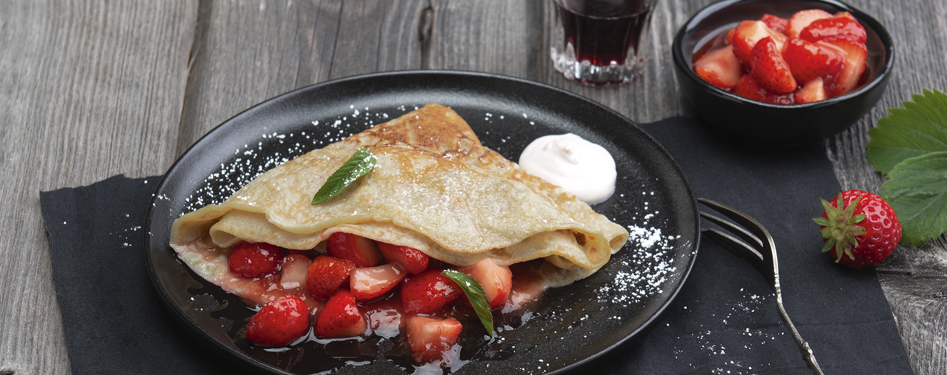 3 23 Vegane Crepes Mit Beschwipsten Erdbeeren 1920x760px