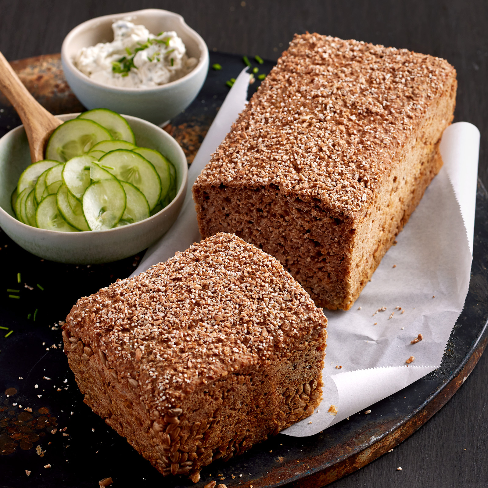 1 24 Dinkelschrotbrot 1600x1600px